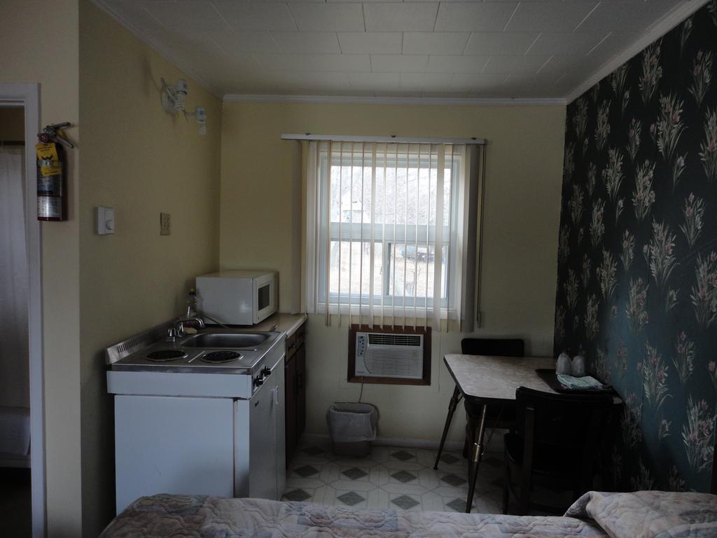Hipwell'S Motel Fonthill Quarto foto